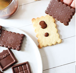 Astuce maintien tablettes chocio